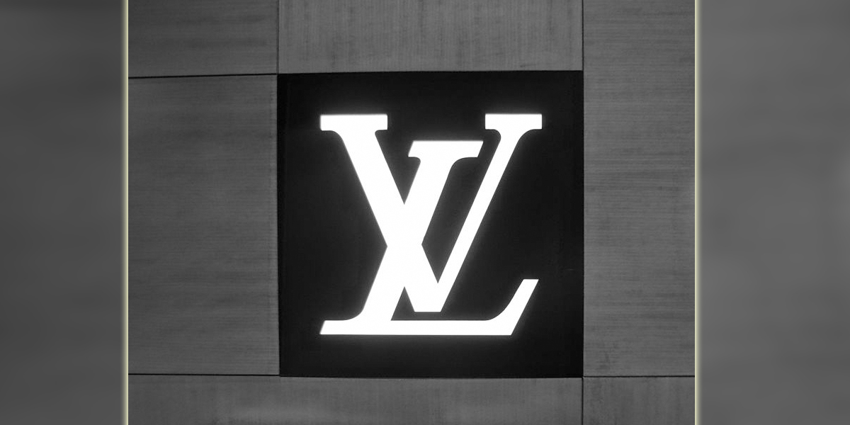 Cine este Louis Vuitton? De ce produsele LV sunt atât de scumpe?