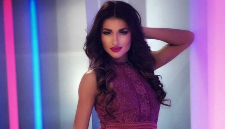 Elena Marin este atacată de toată lumea