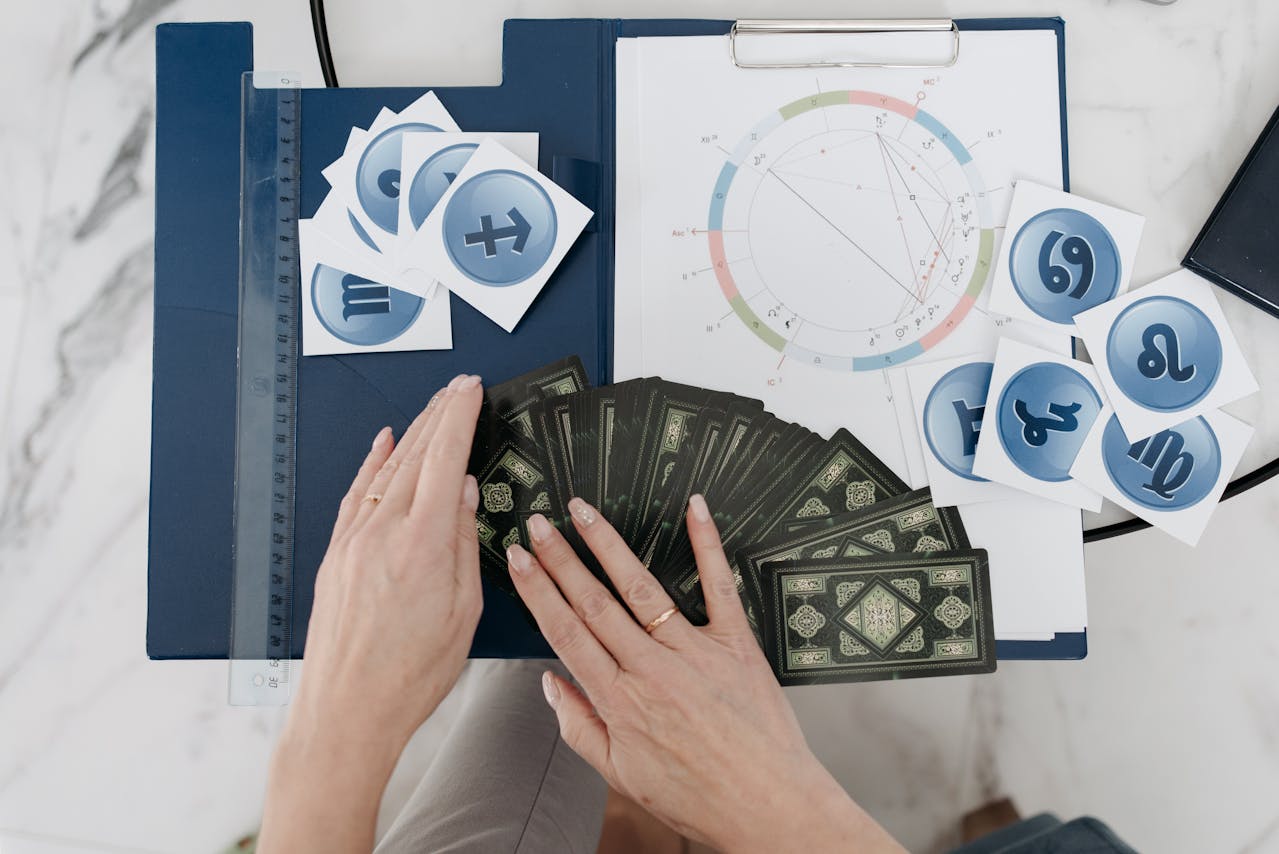 Horoscop 6 ianuarie 2025. Influența Lunii 2 Horoscop 6 ianuarie 2025 c