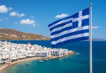 Grecia introduce o nouă taxă pentru croaziere din 2025. Cât vor plăti turiștii care ajung în Mykonos și Santorini Grecia introduce o nouă taxă pentru croaziere din 2025. Cât vor plăti turiștii care ajung în Mykonos și Santorini