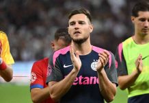 Dennis Politic a fost scos la vânzare Dennis Politic a fost scos la vânzare