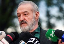 Gigi Becali recunoaște eșecul sistemului fără închizător Gigi Becali recunoaște eșecul sistemului fără închizător