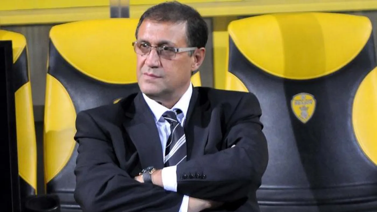 rodion-camataru Rodion Cămătaru se bazează mai mult pe Toni Petrea decât pe Filipe Coelho