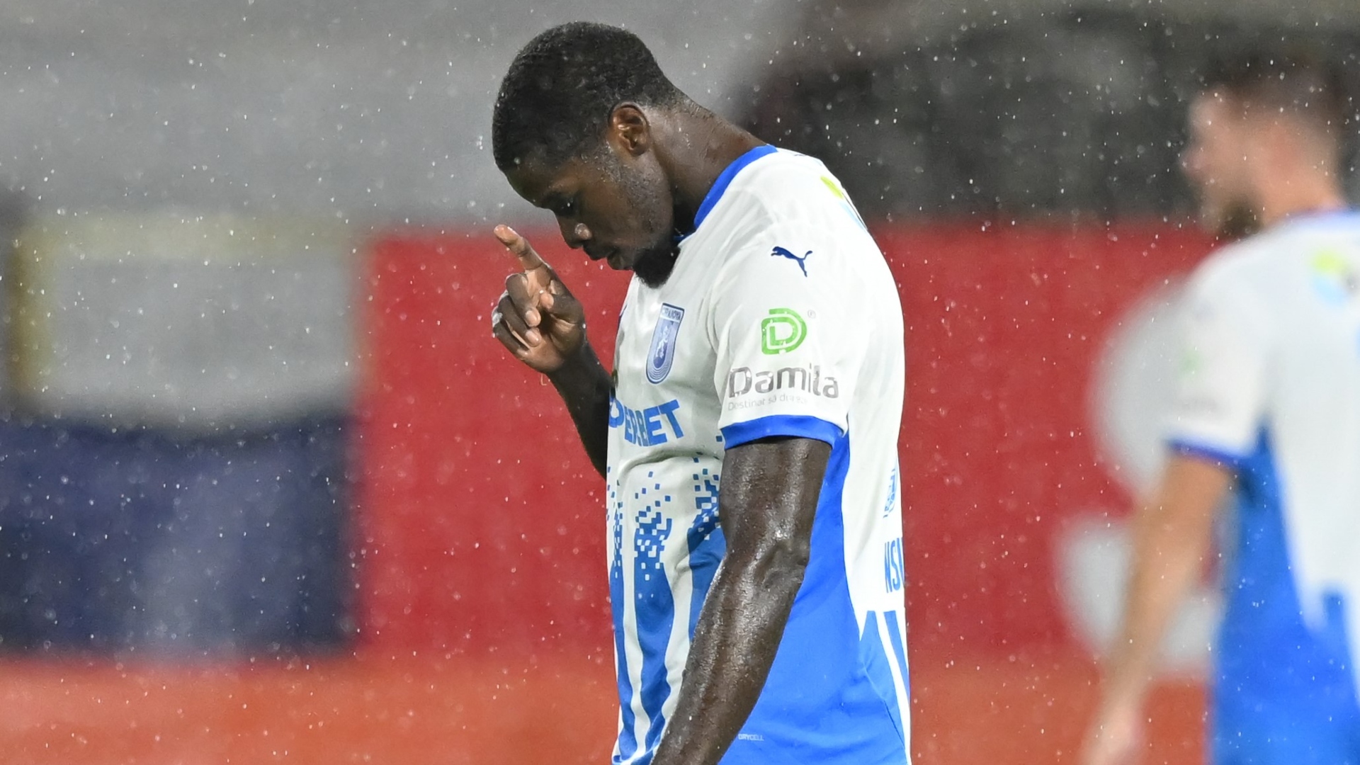 Steven Nsimba Steven Nsimba: ”Sparta Praga, cea mai grea adversară pe care am avut-o până acum”