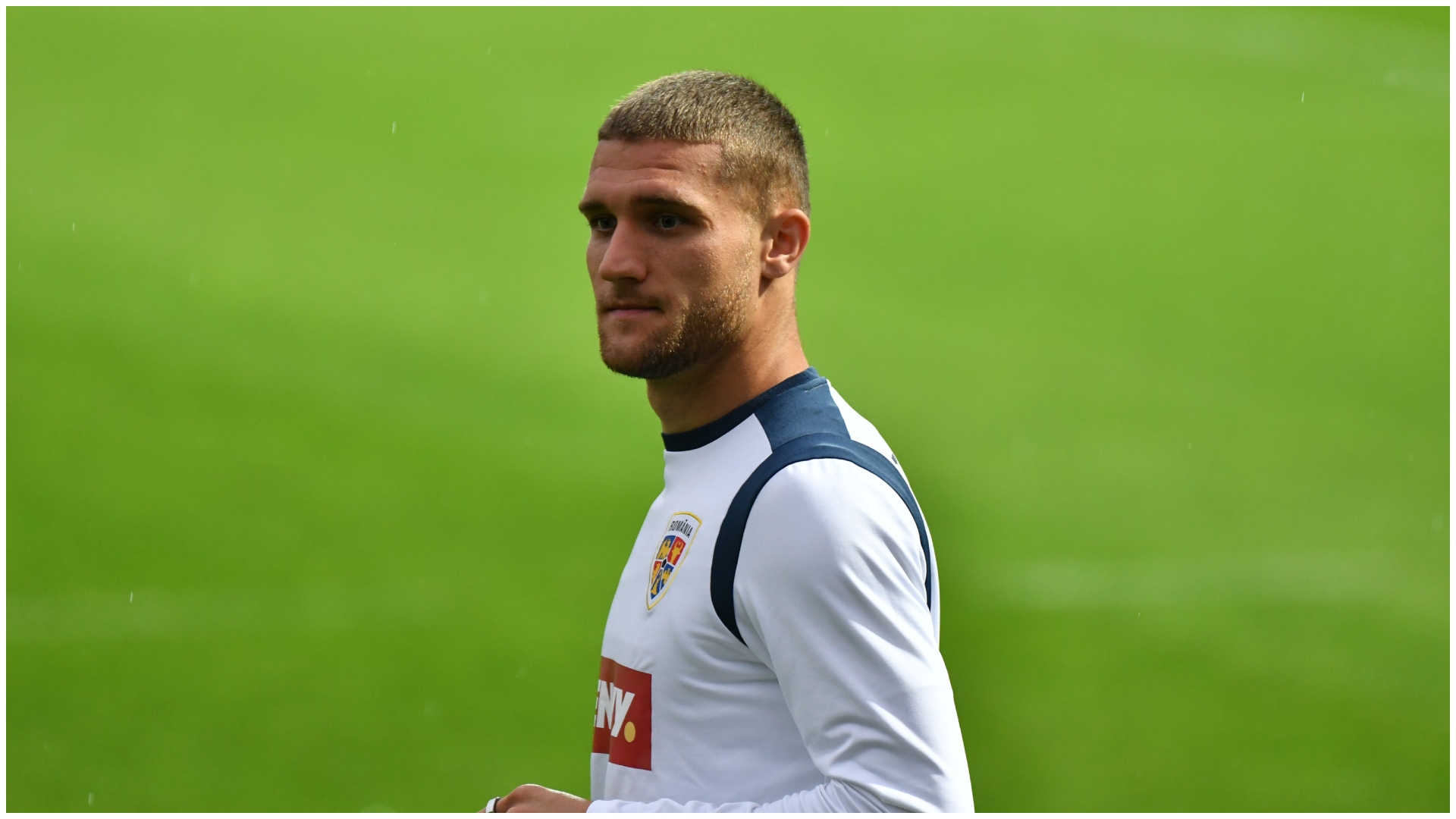 Daniel bîrligea Daniel Bîrligea şi Darius Olaru au criticat pe toată lumea