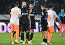 Denis Alibec şi Dennis Politic, sub lupa conducerii FCSB Denis Alibec şi Dennis Politic, sub lupa conducerii FCSB