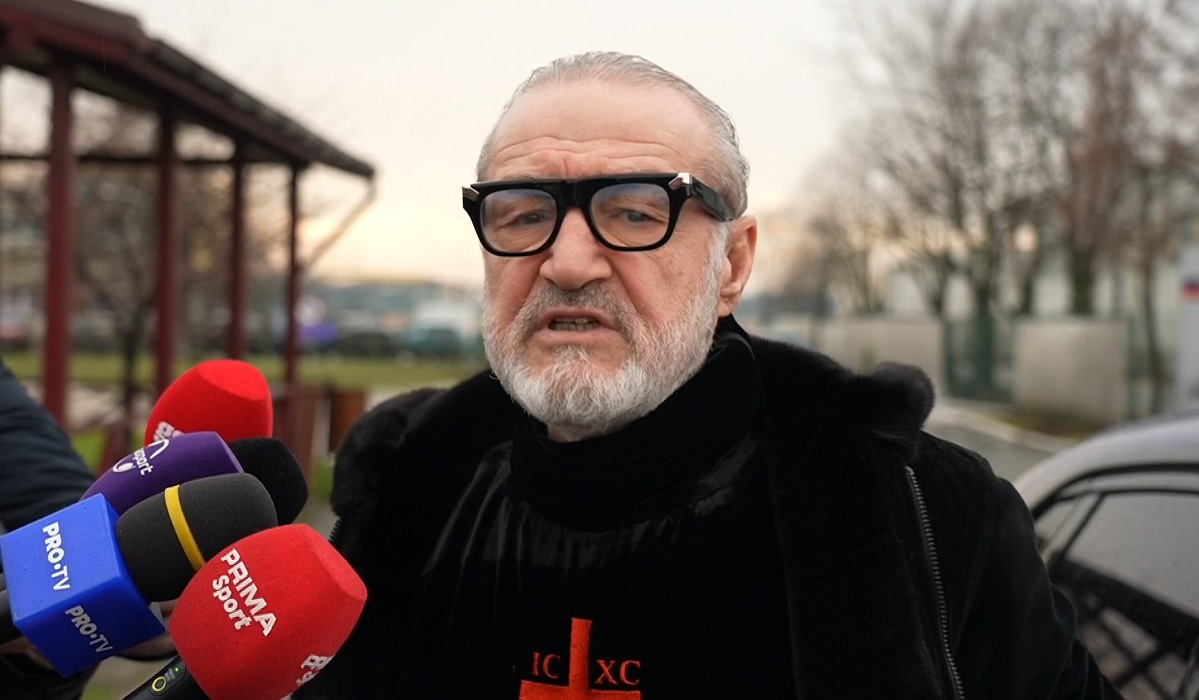 Gigi Becali Gigi Becali a anunțat 2 noi fotbaliști la FCSB