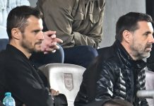 Reacția lui Zeljko Kopic și a lui Andrei Nicolescu, după scenariul dorit de suporteri Reacția lui Zeljko Kopic și a lui Andrei Nicolescu, după scenariul dorit de suporteri