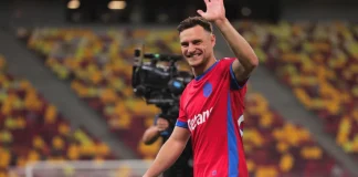 Dennis Politic rămâne la FCSB încă 6 luni Dennis Politic rămâne la FCSB încă 6 luni