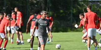 Dinamo și-a găsit fundaș Dinamo și-a găsit fundaș