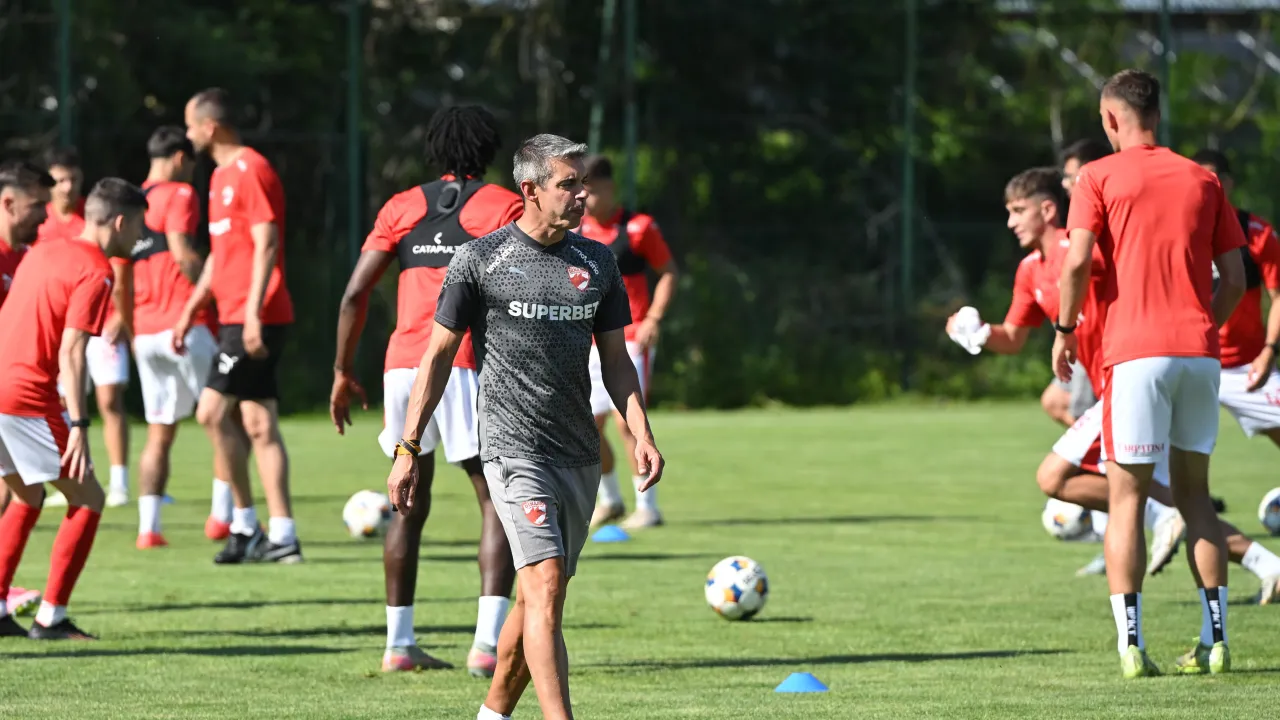 Nuno Campos Dinamo și-a găsit fundaș