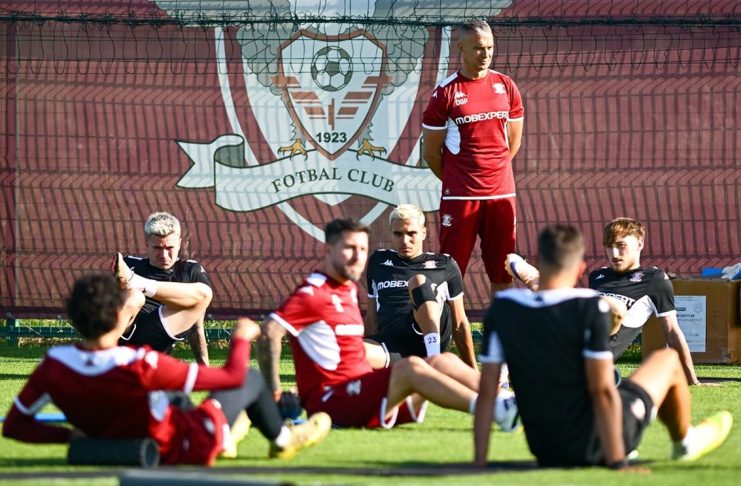 Rapid vinde un fotbalist în SuperLigă Rapid vinde un fotbalist în SuperLigă