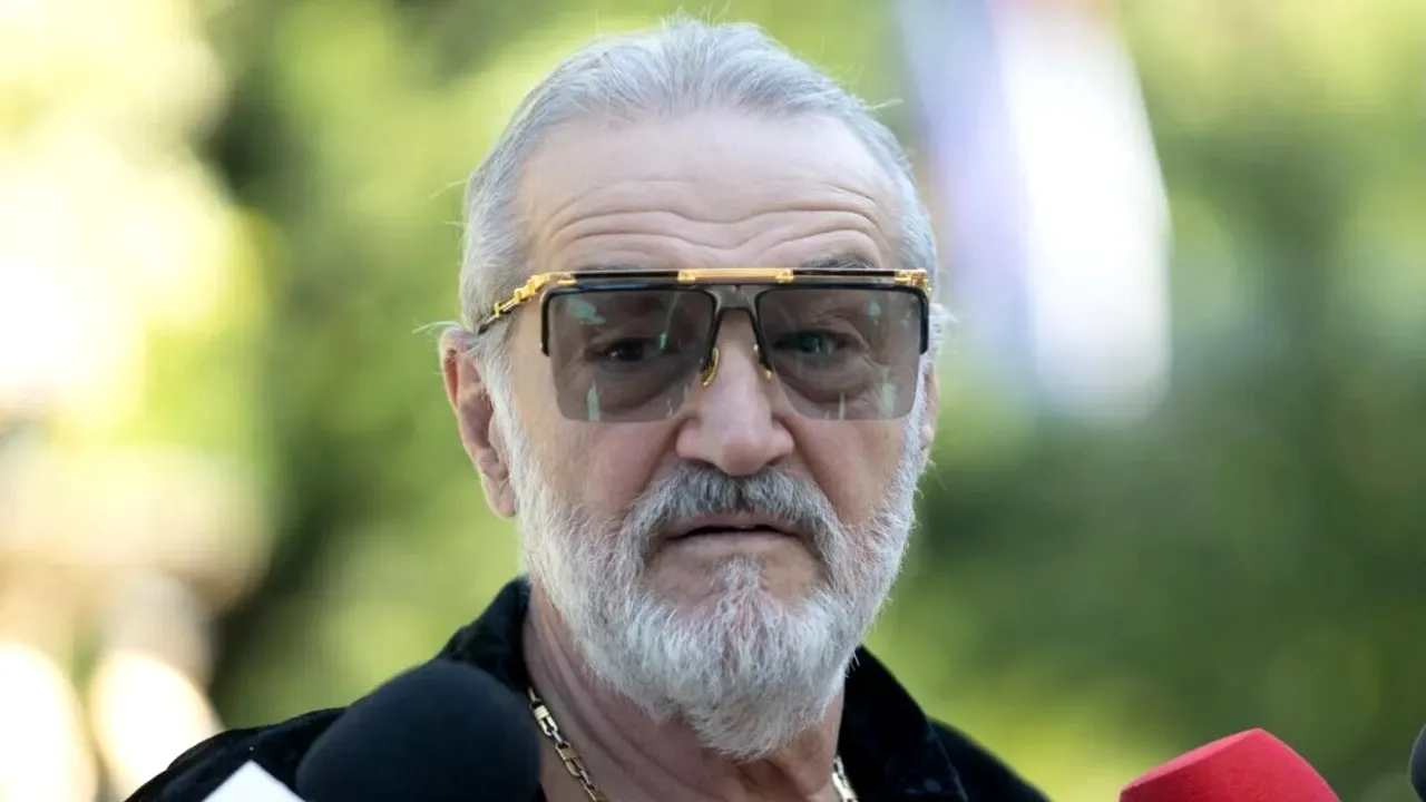 Gigi Becali Gigi Becali a spus pe cine mai vrea la FCSB