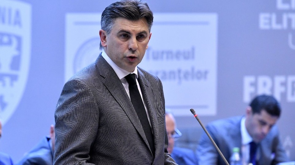 Ionuț Lupescu Dinamo Ionuț Lupescu: „Să dea drumul la treabă odată”