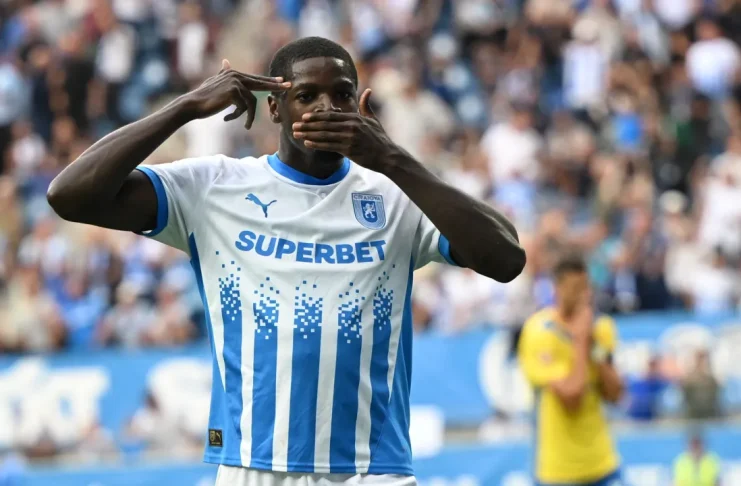 FCSB îl vrea pe Steven Nsimba de la Craiova FCSB îl vrea pe Steven Nsimba de la Craiova