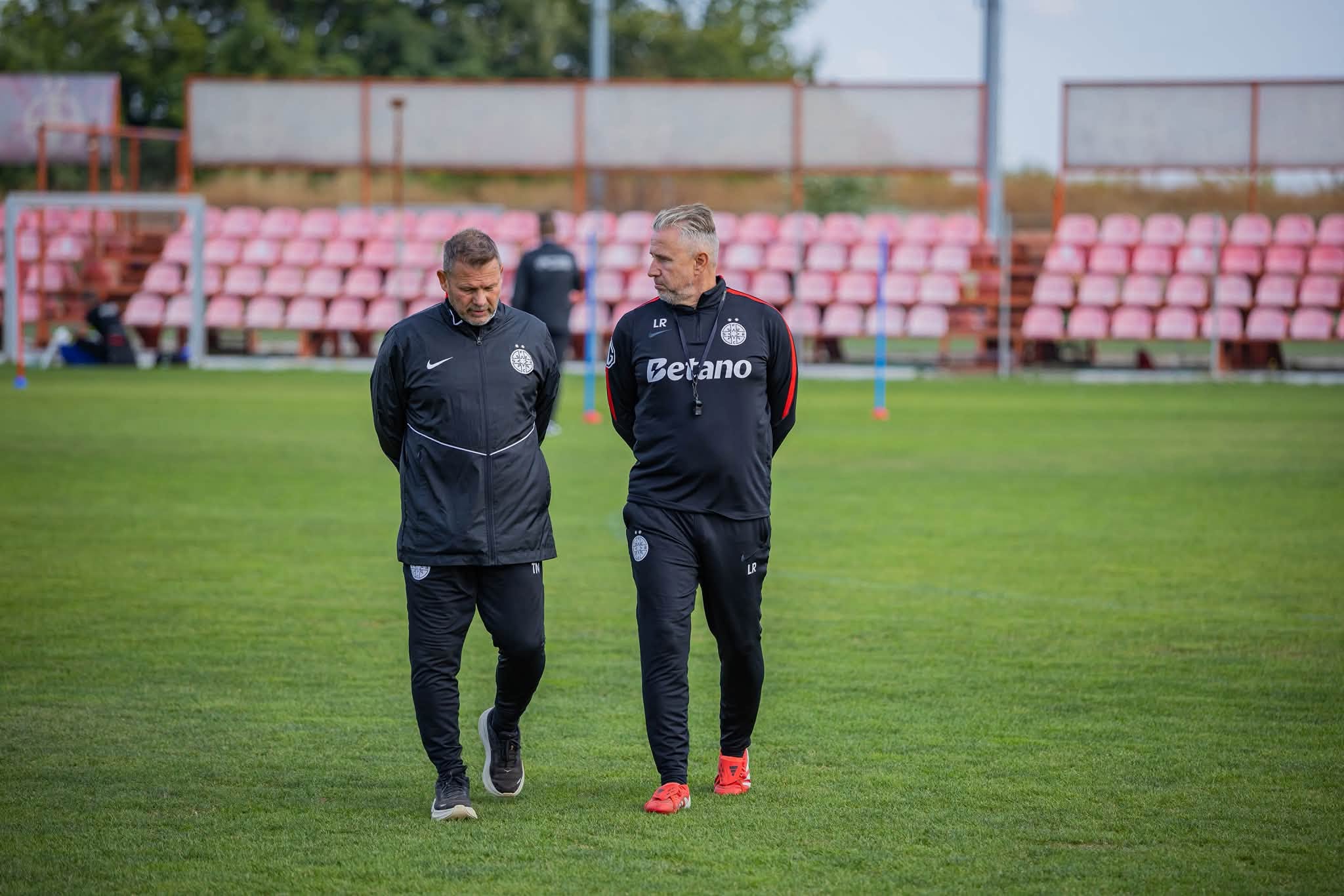 Reghecampf antrenament FCSB Reghecampf primește două întăriri la FCSB